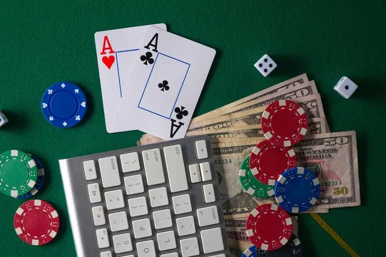 牌九扑克平台 入口引导